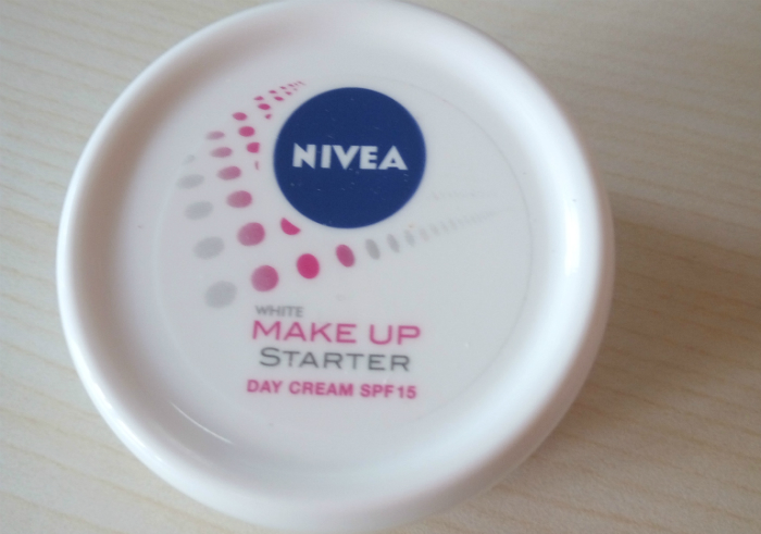 Review-cream-pelembab-nivea-white-make-up-starter-day-cream-1