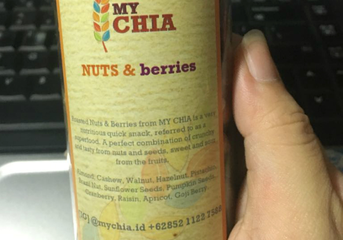 Review-my-chia-roasted-nuts-and-berries-18