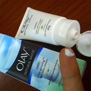 Olay Natural White Insta-Glowing Fairness Cream 1