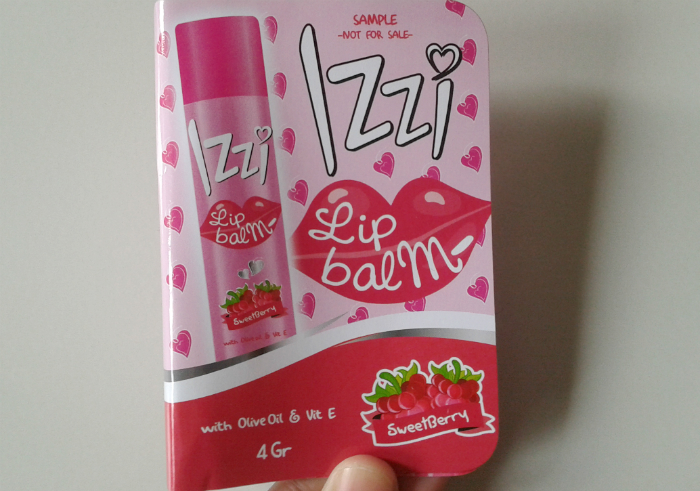 Review-izzi-lip-balm-sweetberry-46