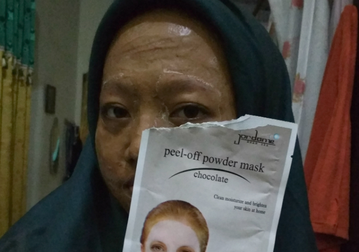 Review-jordanie-peel-off-powder-mask-chocolate-15