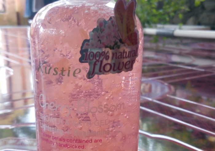 Review-kustie-shower-and-bath-gel-cherry-blossom-15