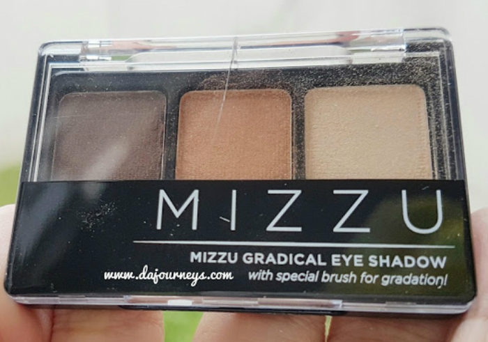 Review-mizzu-gradical-eye-shadow-coral-sand-16