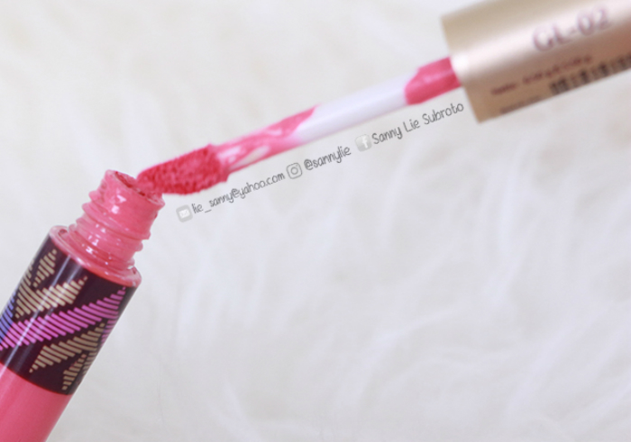 Review-sariayu-color-trend-2017-duo-lip-color-gl02-14